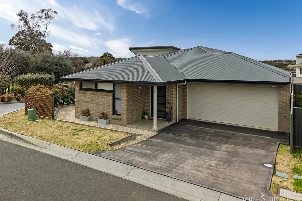Armidale 3房  Sophisticated Modern Living In One of Armidale's Finest Estates Just Minutes From CBD