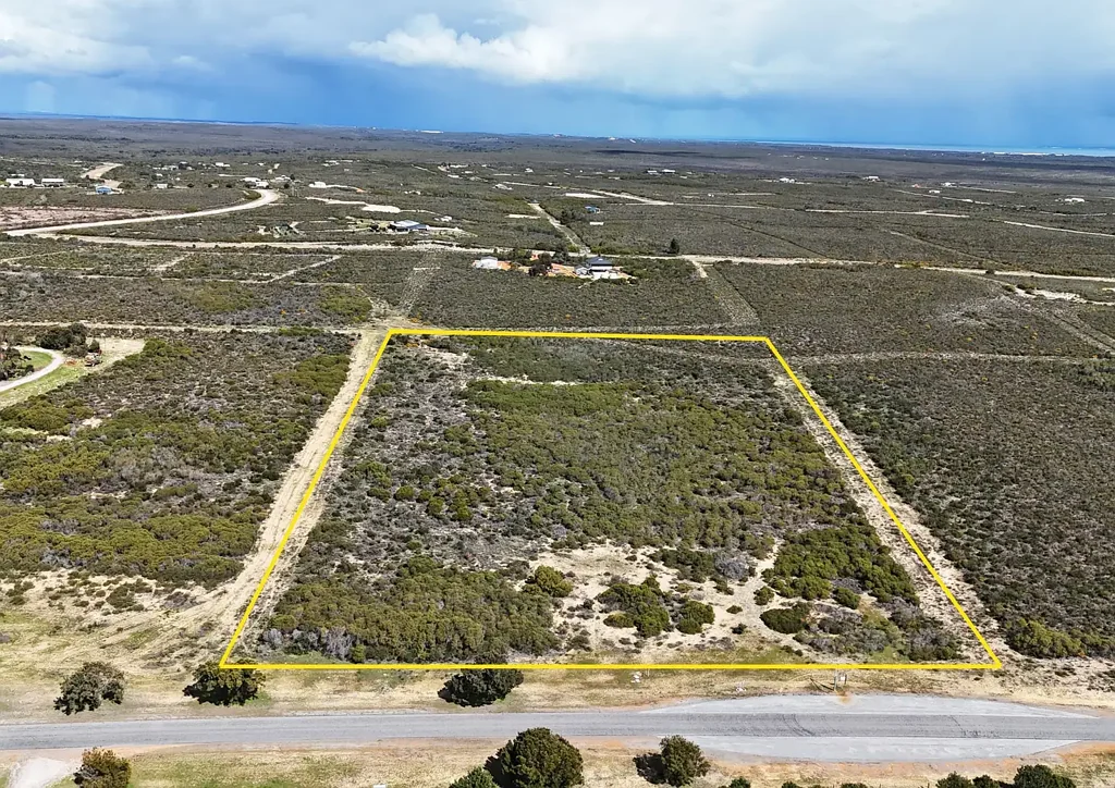 Jurien Bay Peace, Bushland & Possibilities - approx 10 acres to call your Own!