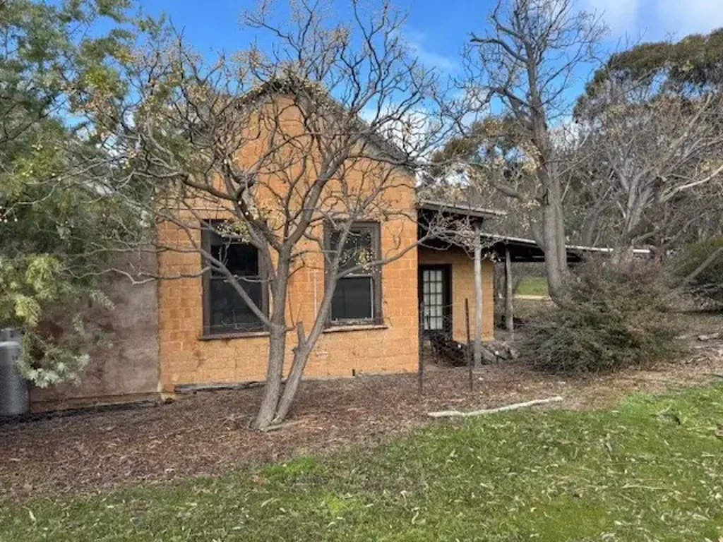 Wedderburn CHARMING MUD BRICK RETREAT IN THE HEART OF WEDDERBURN