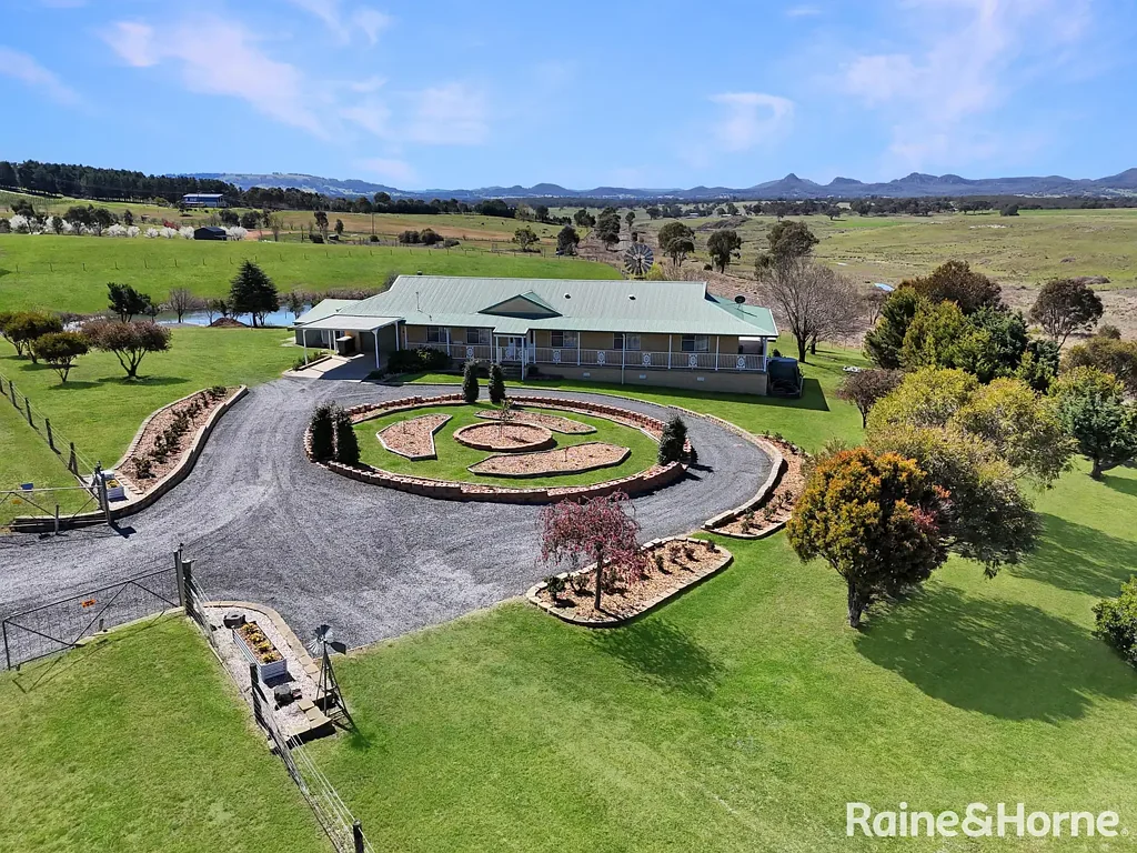 Rylstone 3બેડરૂમ Spacious Family Home on 5 Beautiful, Manicured Acres