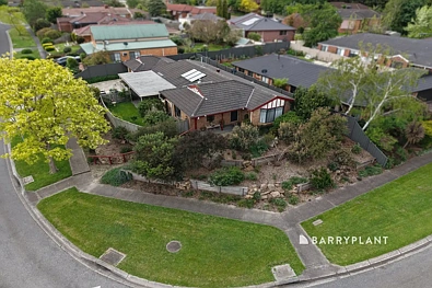 Berwick 3ਬੈੱਡਰੂਮ Separate Living, Ready to Move in and Ideally Situated!