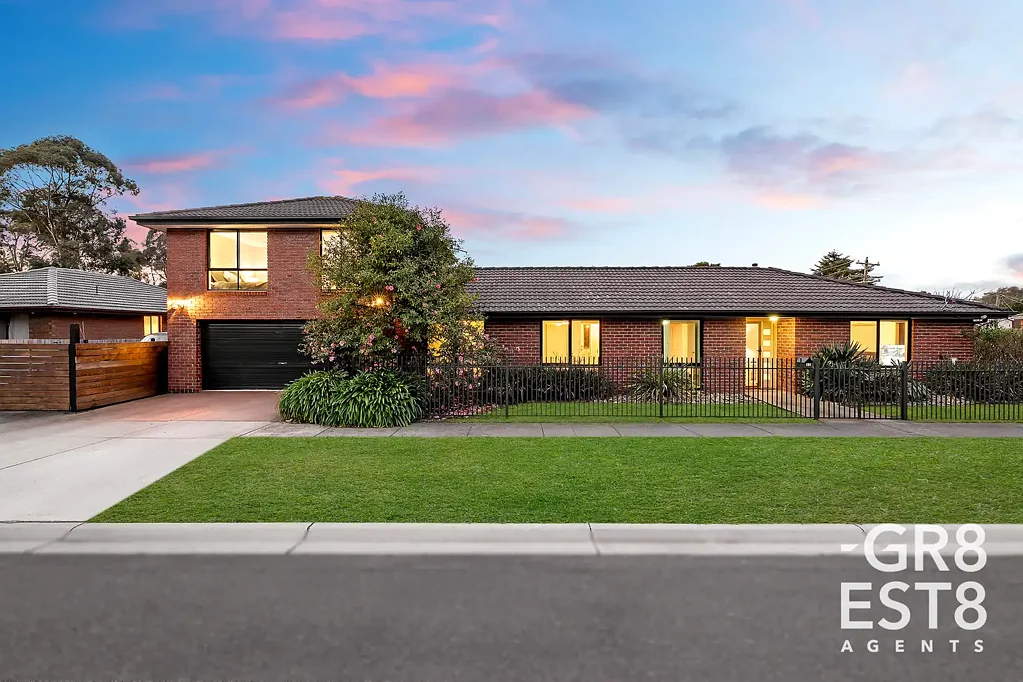 11 Roberts Road, Cranbourne, VIC 3977