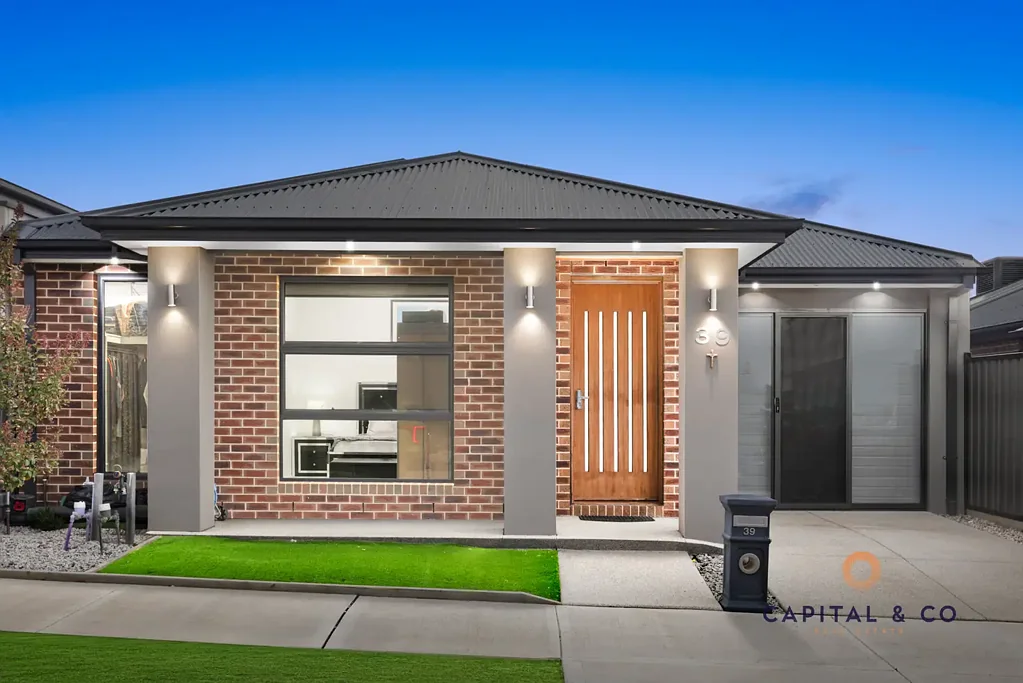 Mickleham 3ห้องนอน A MASTERPIECE WAITING TO HAPPEN !!