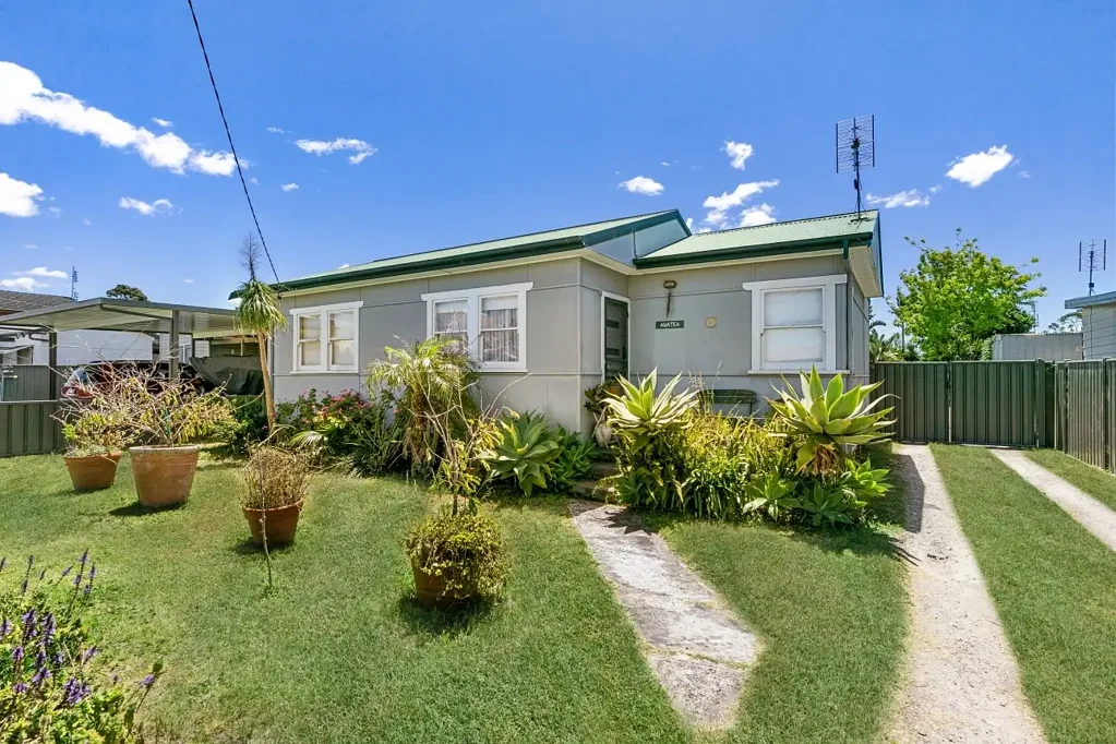 25 Winifred Avenue, Umina Beach, NSW 2257