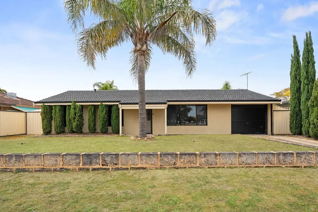Waikiki 3Kwarto CHARMING 3X1 OFFERS A GREAT INVESTMENT OPPORTUNITY!