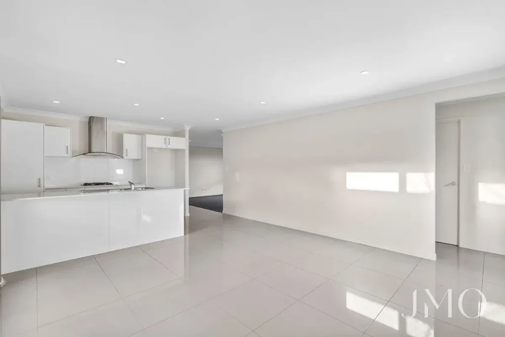 Ormeau 4ਬੈੱਡਰੂਮ Move-In Ready Family Home on a Low-Maintenance 453m² Block