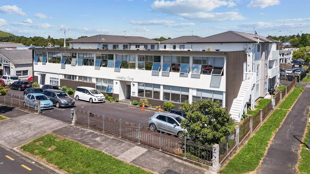Saint Johns 16chambre Prime Investment - 12 Units, Hands-Free Returns
