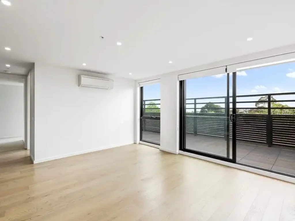 Sophisticated Luxury, Space and Convenience