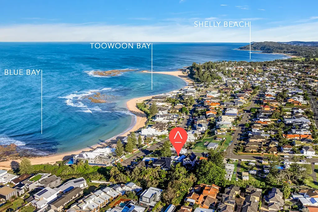 Blue Bay 2 Bedroom Charming Beachside Cottage with Ocean Views
