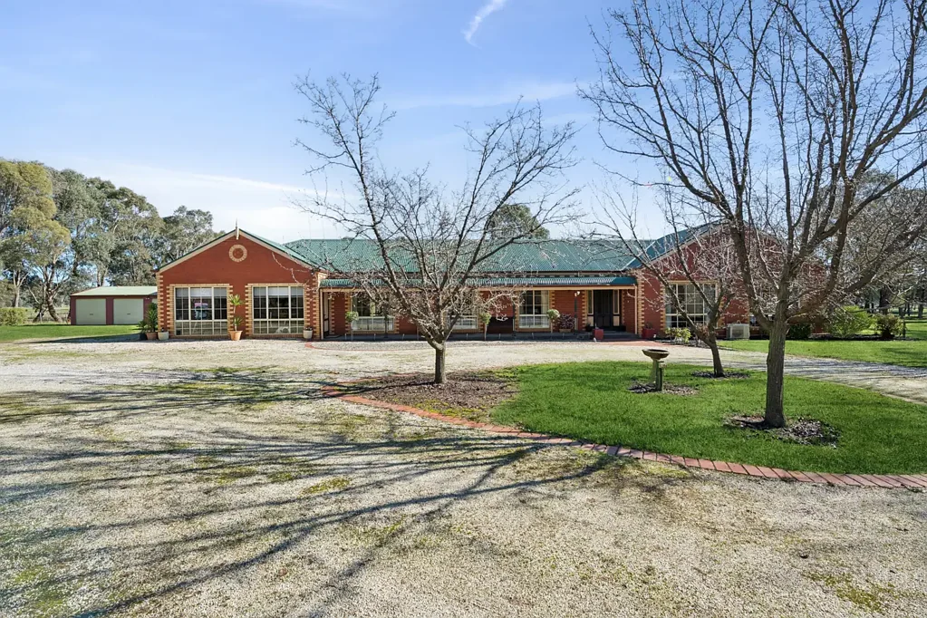 Strathfieldsaye 4બેડરૂમ The Complete Family Acreage Package