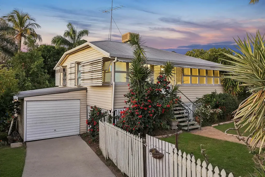 Wandal 2ਬੈੱਡਰੂਮ Charming Wandal Home on a Spacious Block