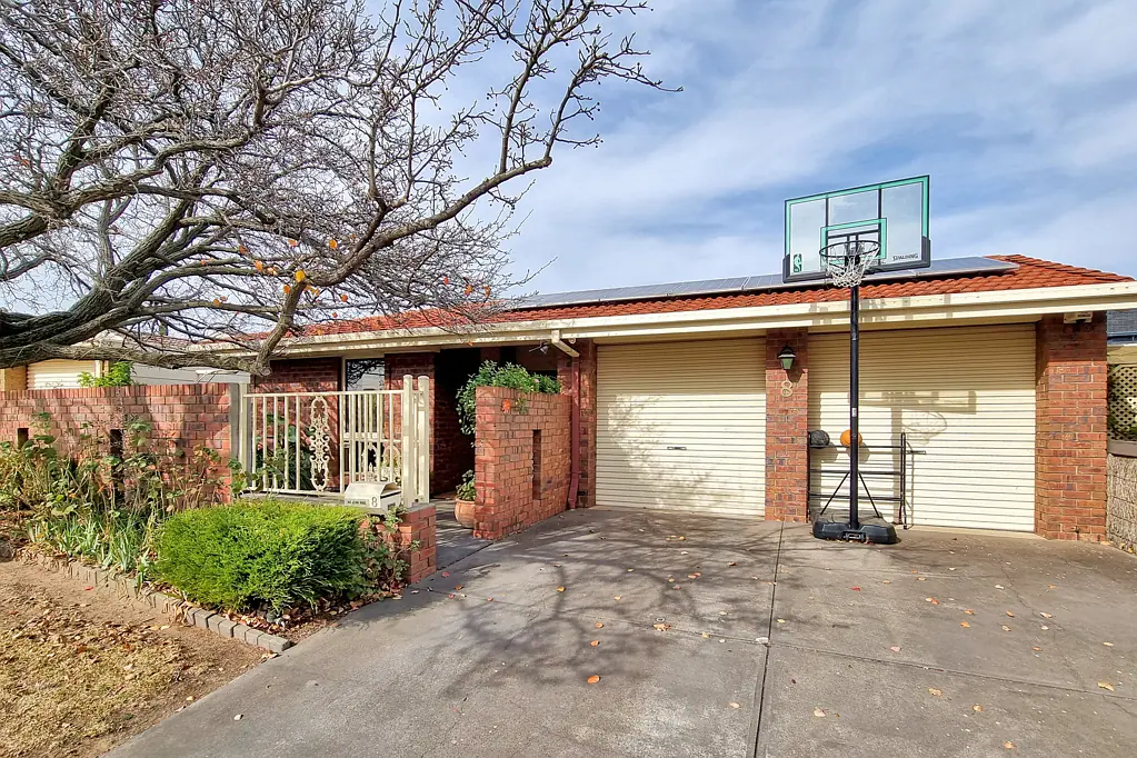 8 Baldwin Court, Wynn Vale, SA 5127