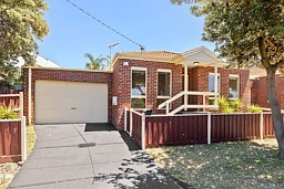 6A Reserve Road, Seaford