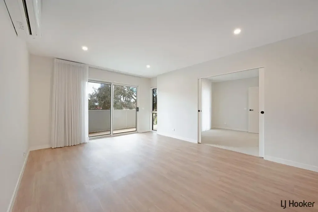 Your Spacious Oasis in Downer!