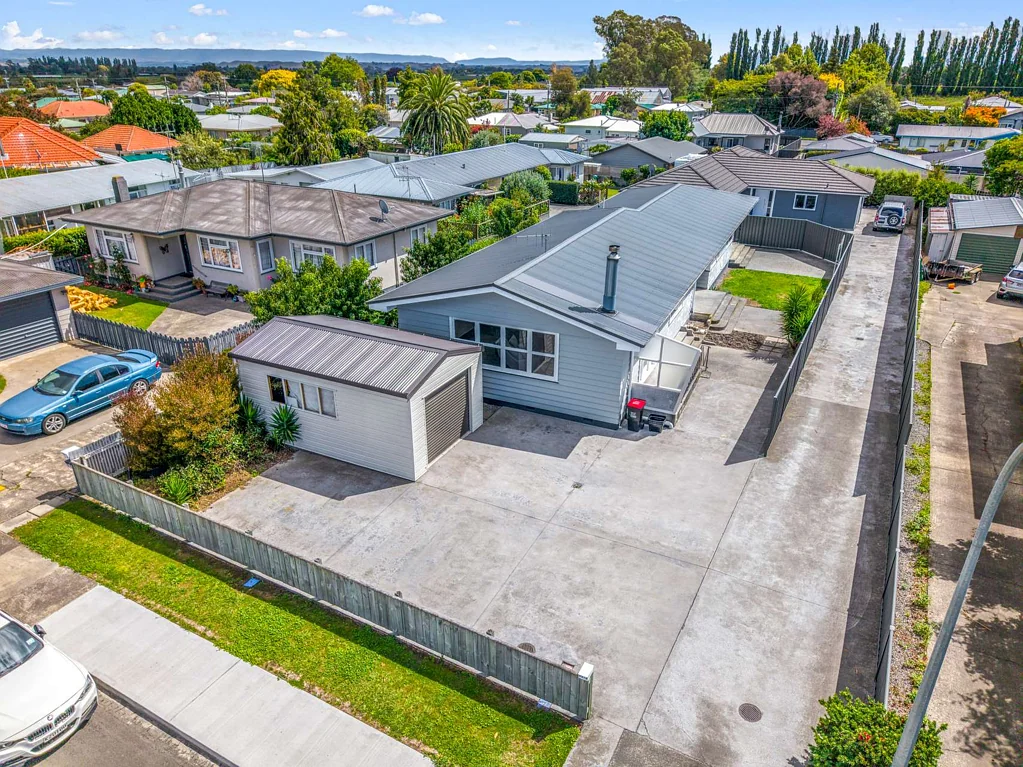 Raureka 4 Bedroom Price Reduced - Must View !