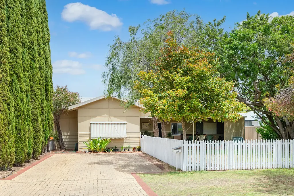 126 Kent Street, Busselton, WA 6280