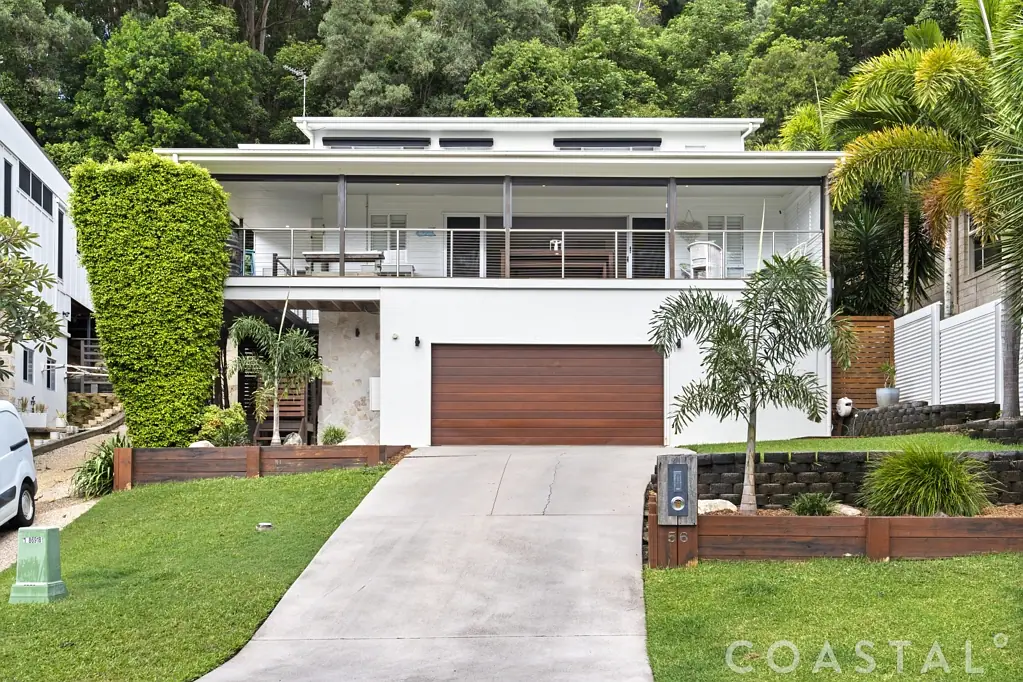 Stunning Fully Furnished Retreat in Currumbin Waters