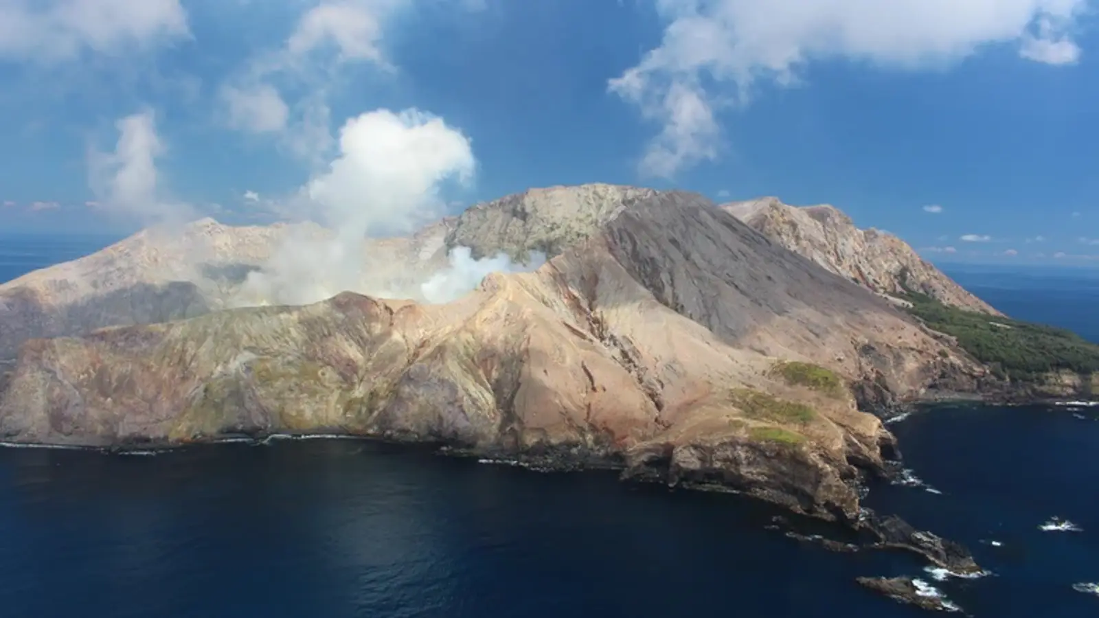 北岛这座火山的喷发几率增大！已达到黄色警报