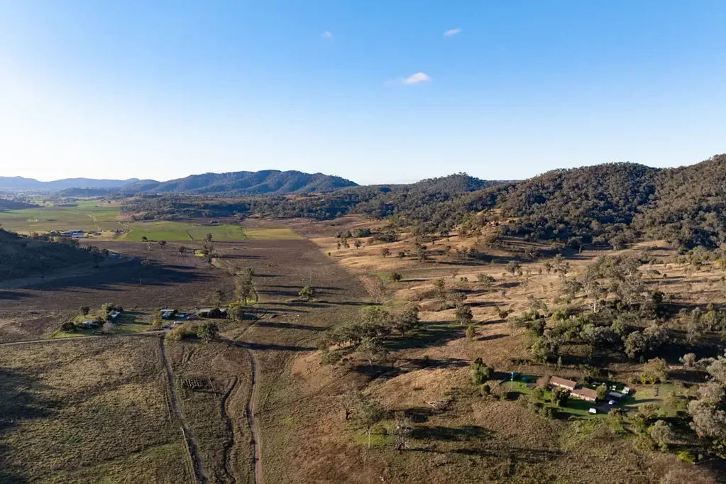 Bylong  Rich Fertile Soils, Irrigation & Remarkable Scenery