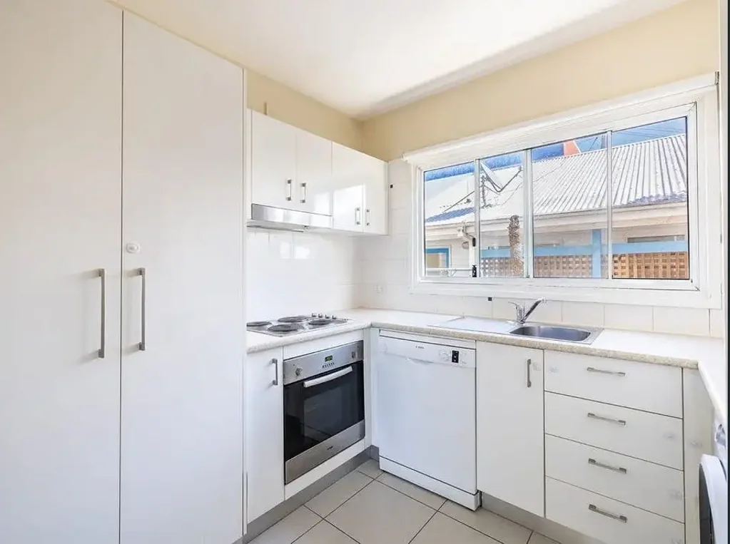 Coastal Living in the Heart of Nelson Bay. Water Included!