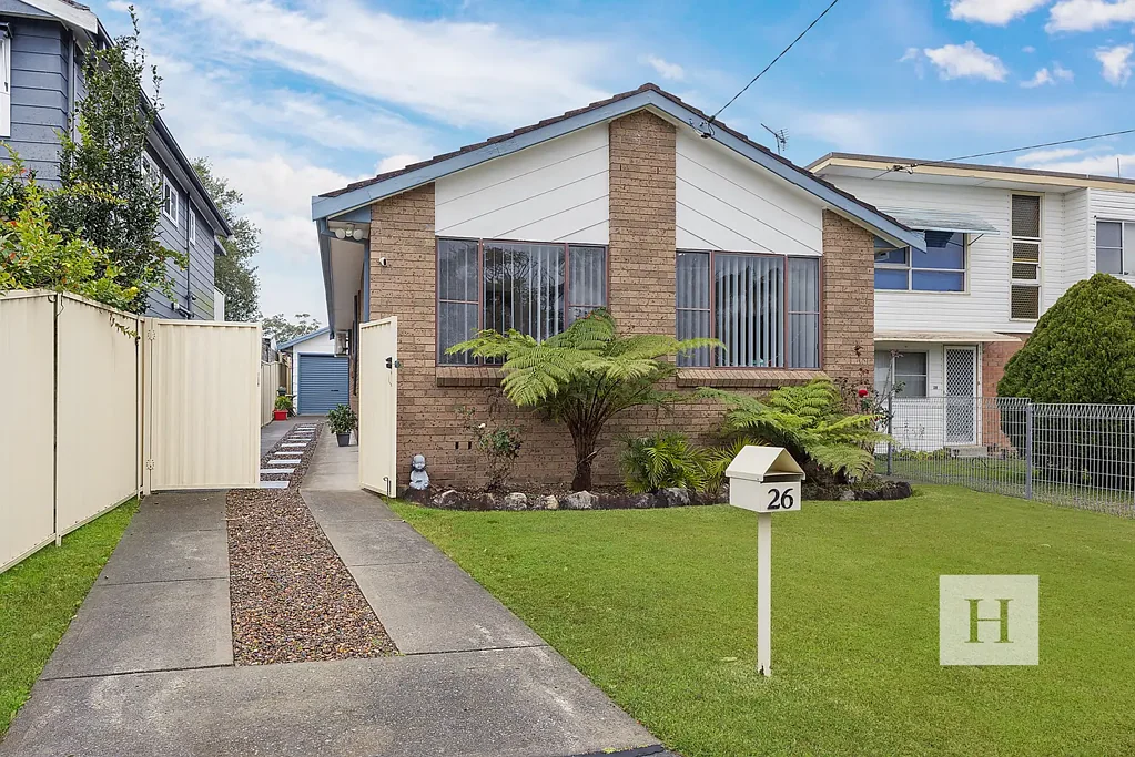 26 Marmion Street, Mannering Park, NSW 2259