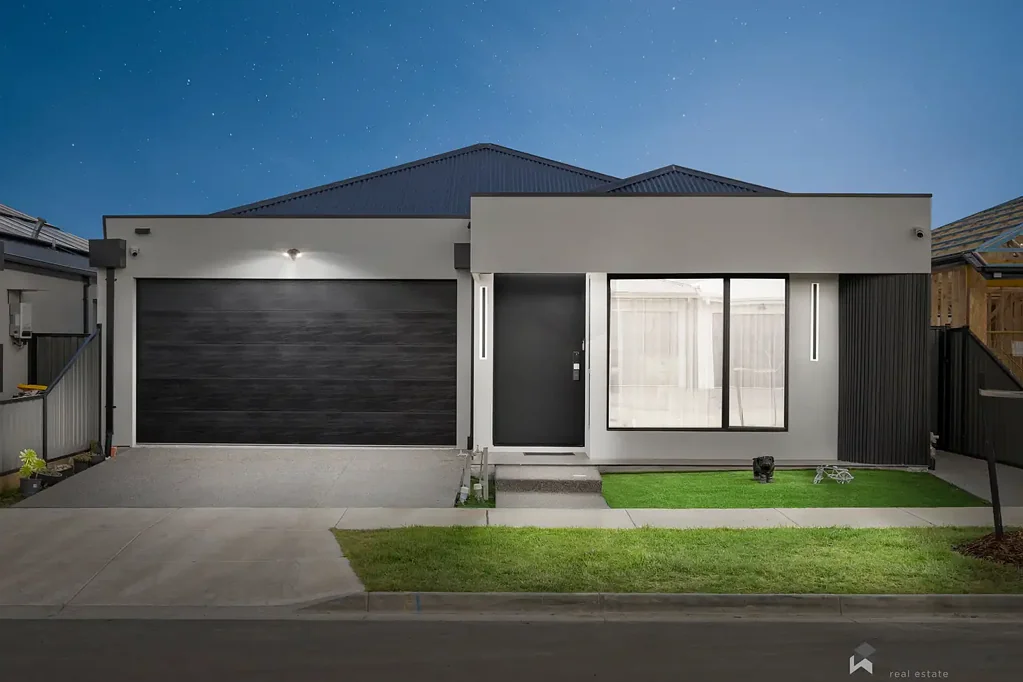 40 Mealie Avenue, Mickleham, VIC 3064