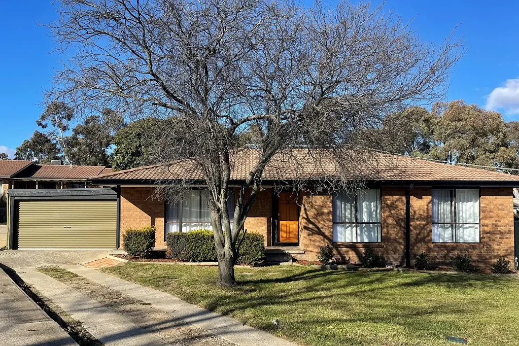 32 Lansell Circuit, Wanniassa, ACT 2903