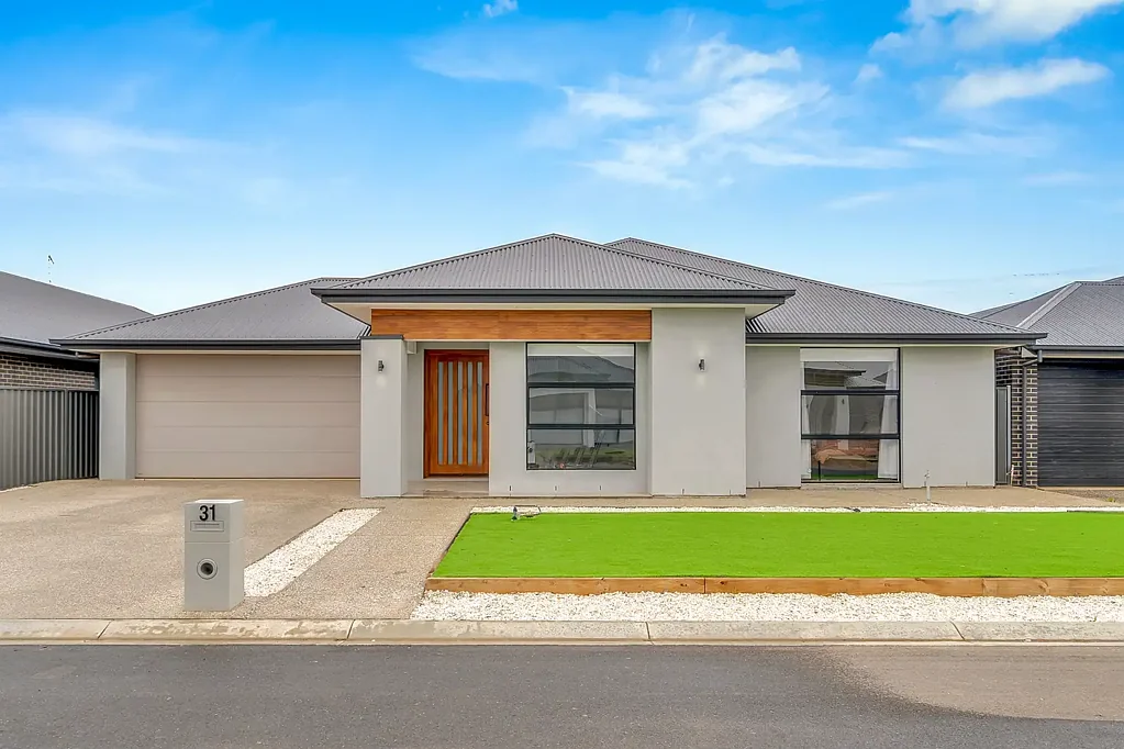 Angle Vale 5Zimmer Space, Style & Comfort - 31 Giovanni Drive Awaits Dream Home in Angle Vale