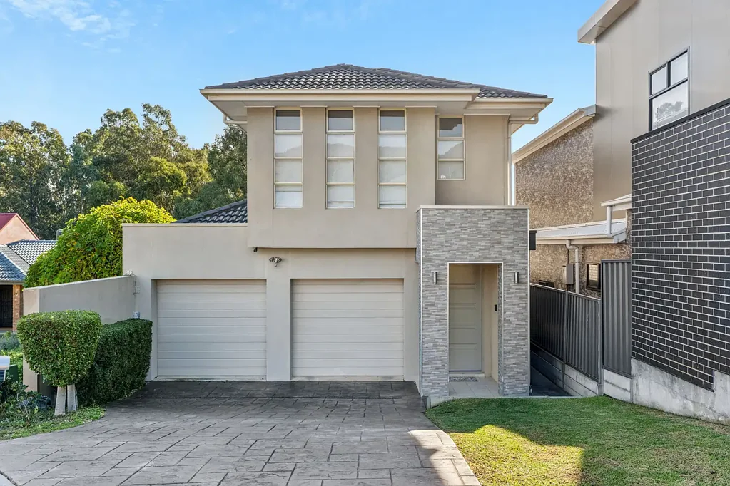 Athelstone 3房  Tranquil Athelstone Haven: Low-Maintenance Luxury Near the Hills.