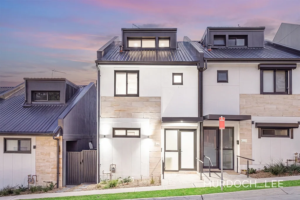 Castle Hill 4房 全新 Dasco 双拼式联排别墅 | 双主卧套间 | 毗邻 Heritage Park New Dasco Duplex-Style Townhouse | Dual Master Suites | Backing Heritage Park