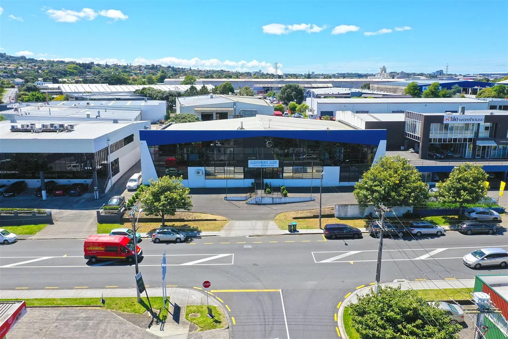 Onehunga CBRE l Church St Profile with Dual Access