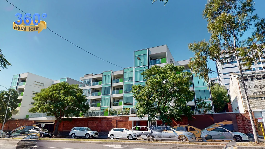 Pumphouse Apartment with Panoramic Views!