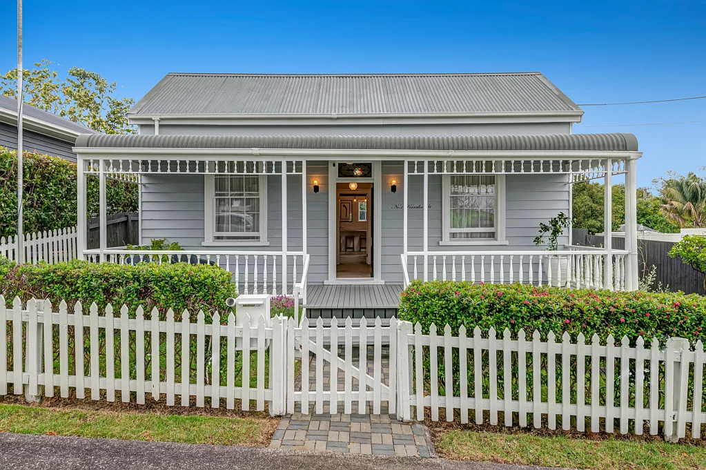1 Karaka Street, Helensville, Rodney, Auckland