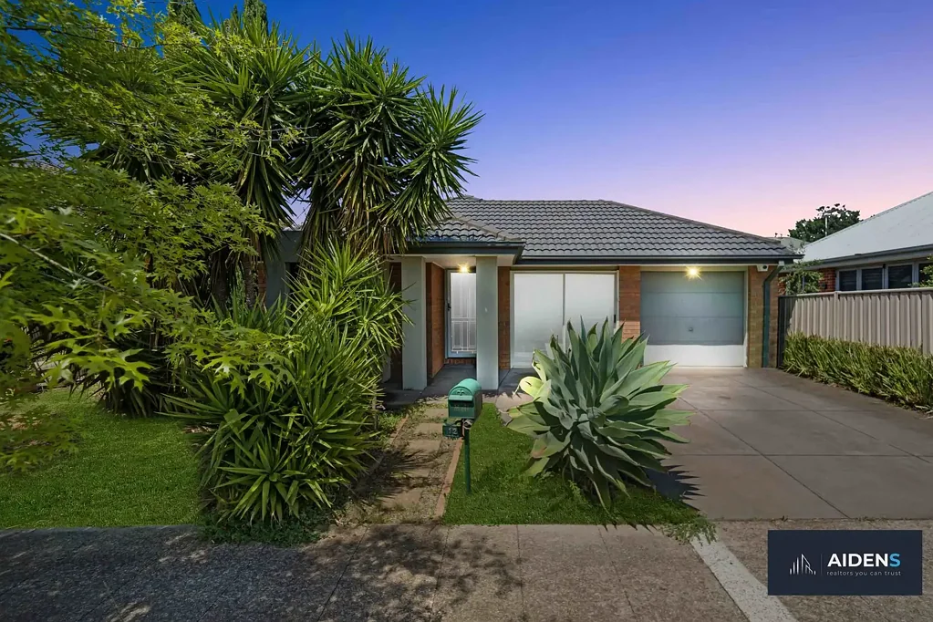 12 Barringo Way, Caroline Springs, VIC 3023
