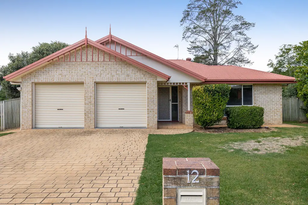 12 Emma Drive, Kearneys Spring, QLD 4350