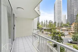 11/13-15 Anne Avenue, Broadbeach