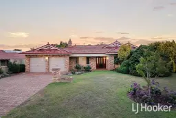 14 Chesters Way, Winthrop