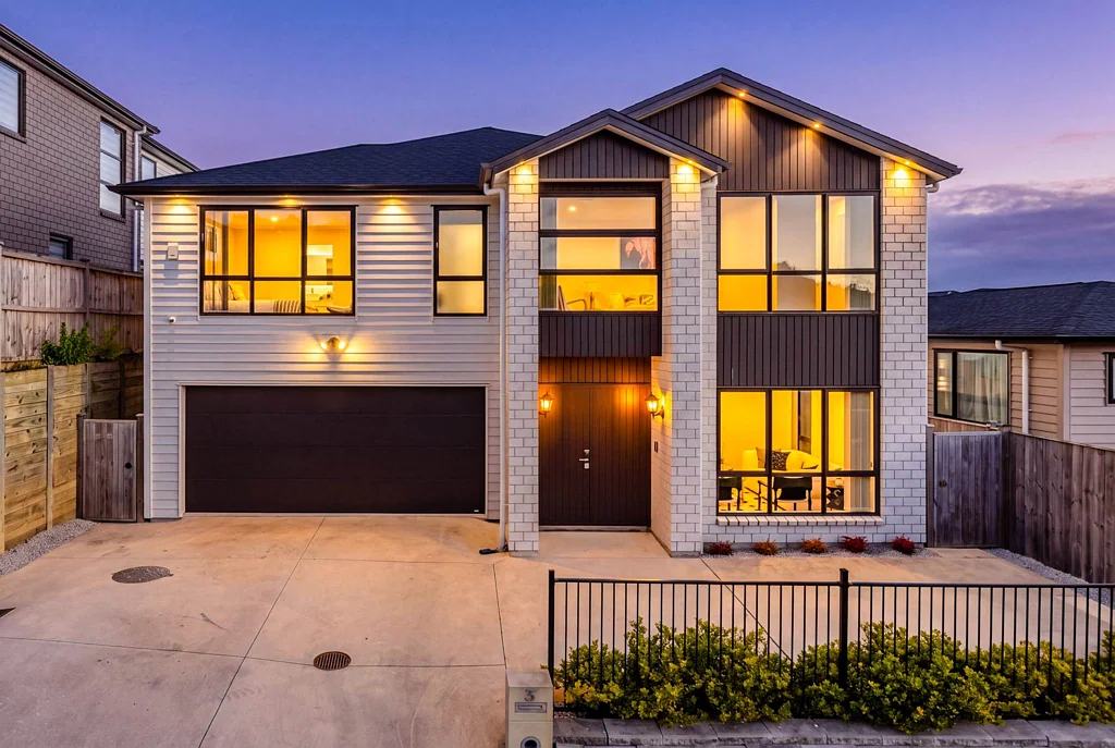 Mission Heights 7房  7-Bedroom Home in Mission Heights School Zone