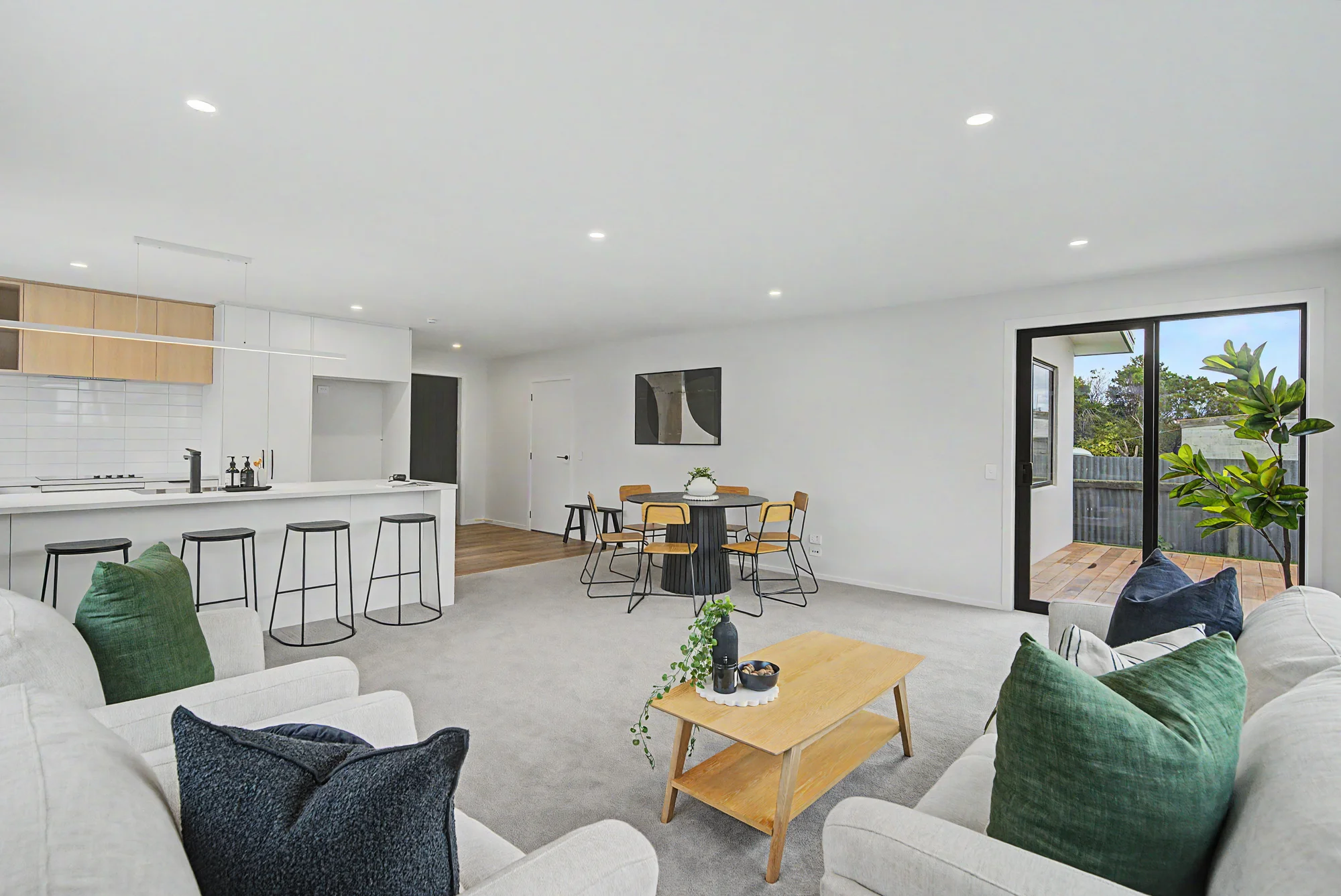 Kew 3कमरा Brand New. Stylish. AirBnb?