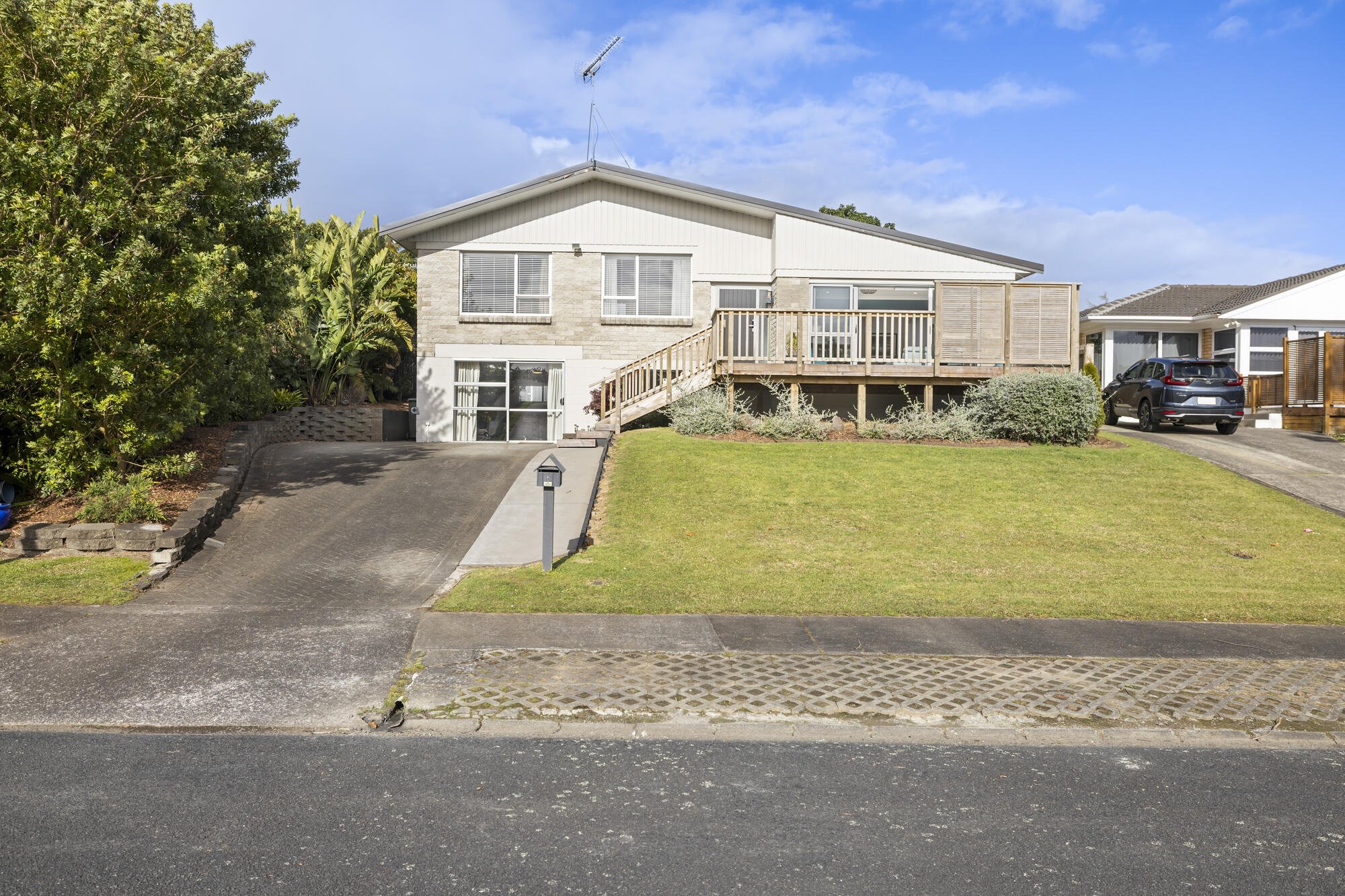 4 Binda Place, Botany Downs, photo 5
