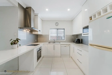 122 Adler Parade, Greystanes, NSW 2145, 4房, 2浴, House