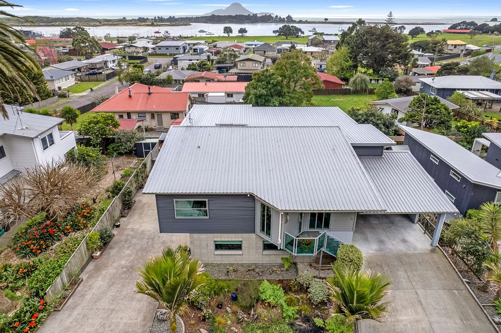 Whakatane 5房  Elevated Lifestyle You'll Struggle To Find Again