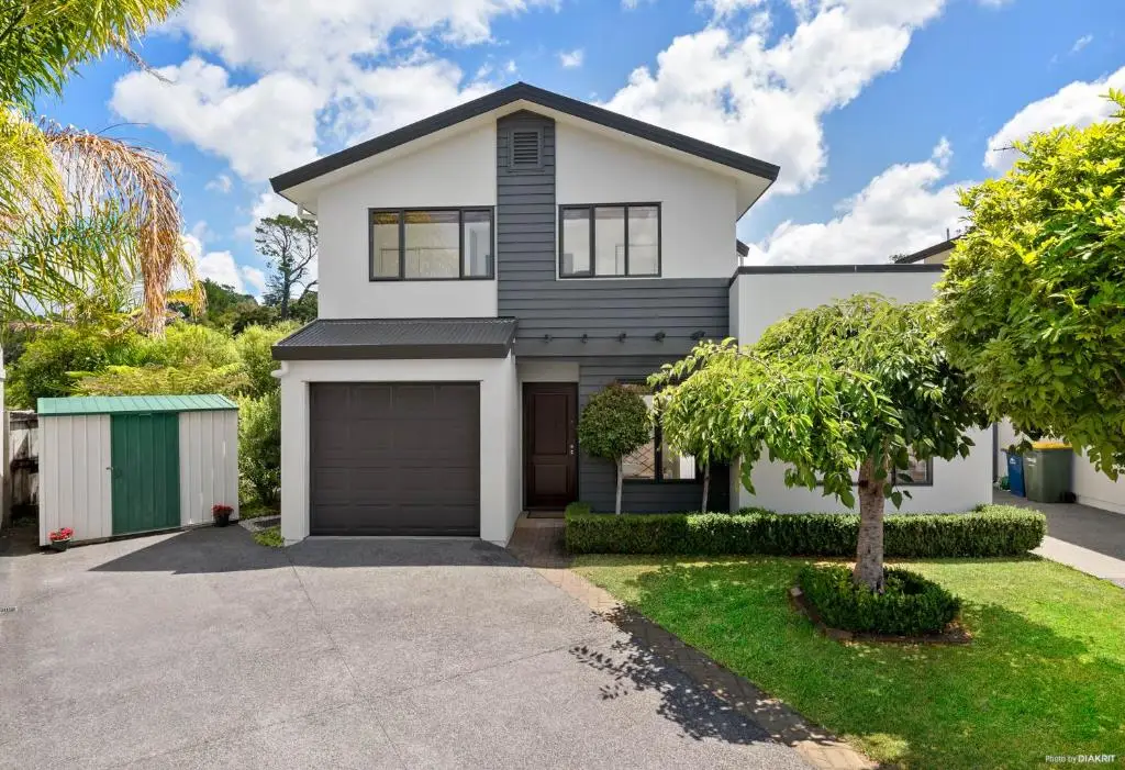 Good Quality Townhouse with 3bedrooms and 2bathrooms in Convenient Location