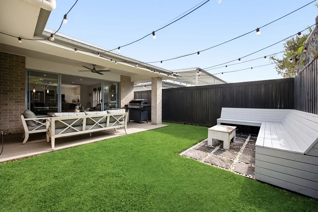 Palmview 4Zimmer A Cut Above the Rest - Luxury Family Living with Thoughtful Design - REF: 4489