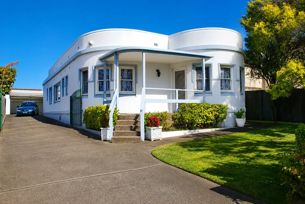 Narraweena 3침실 A Classic Art Deco Home Ready For Its Next Chapter