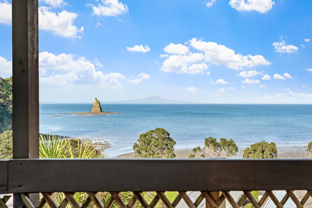 32 Zita Avenue, Matakatia, Rodney, Auckland
