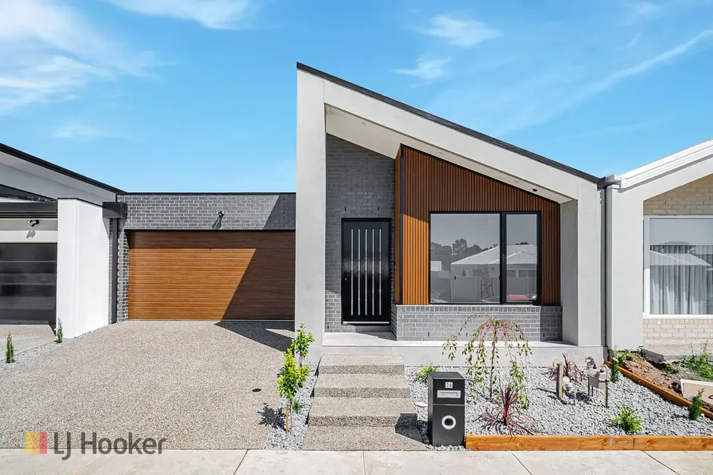 36 Supreme Avenue, Greenvale, VIC 3059