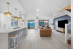 70 Venice Street, Burleigh Waters