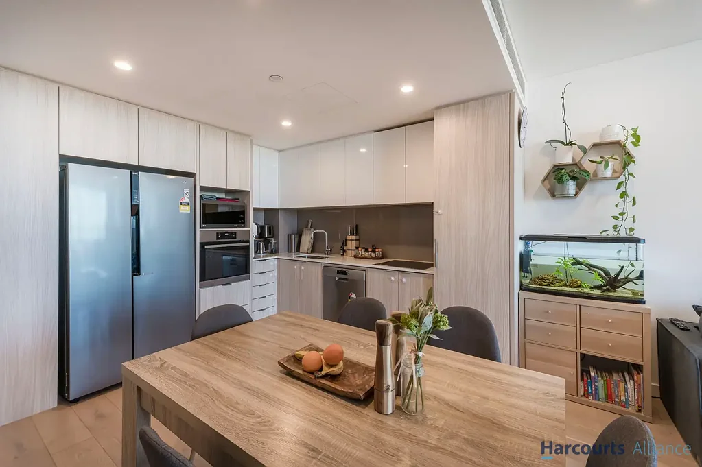 Lock and Leave! Furnished Apartment!