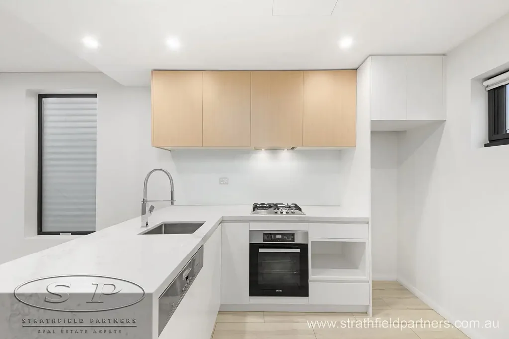 Luxury 2 Bedroom  Apartment